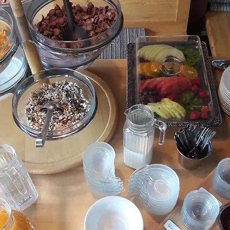 Πανδοχείο Berghaeusl 2*